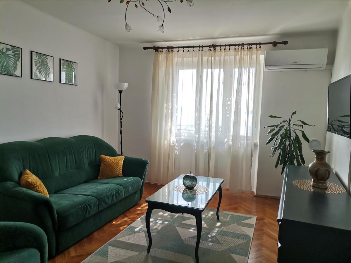 Holiday House Belavista 노비비노돌스키 외부 사진